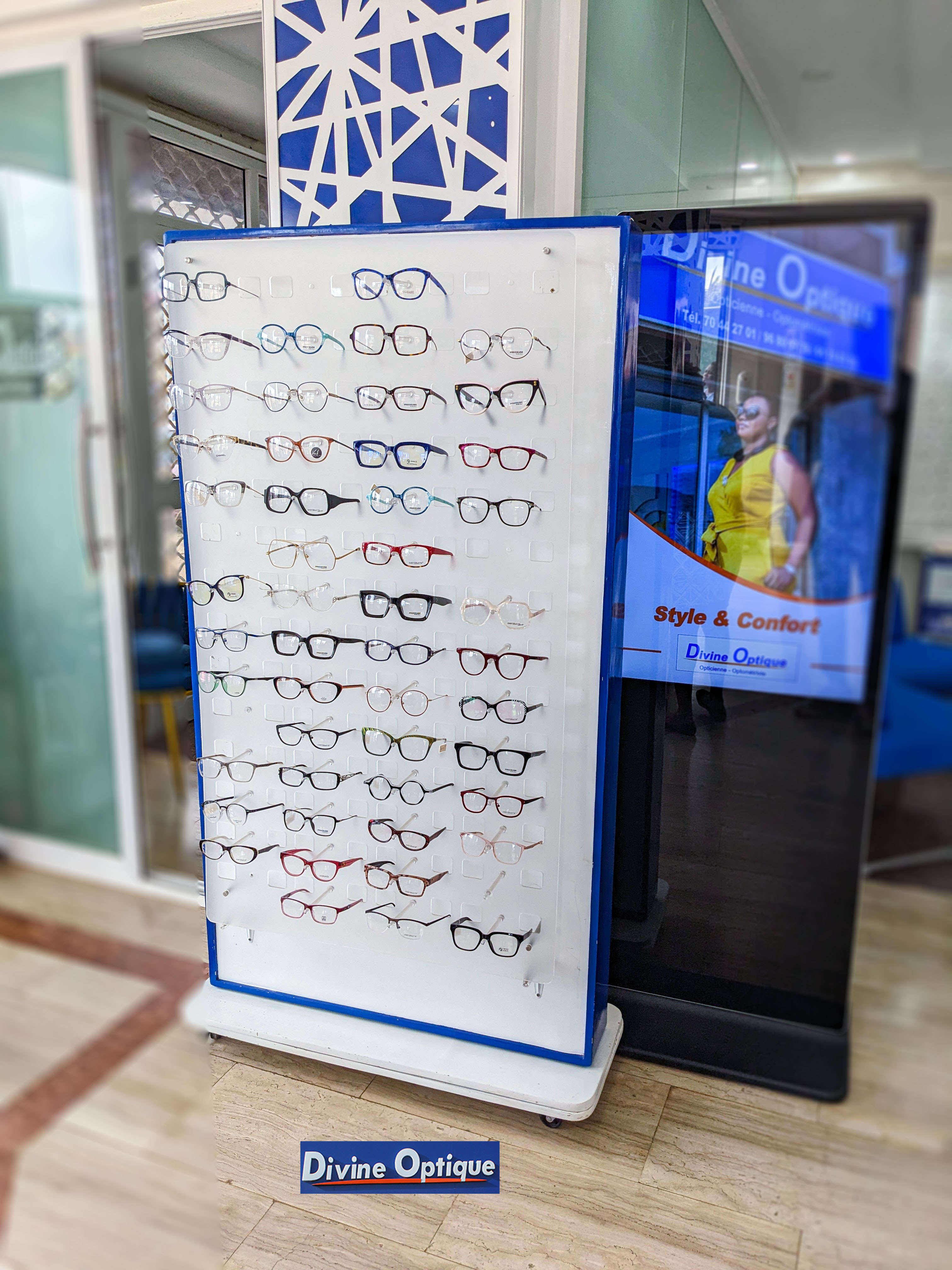 DIVINE OPTIQUE