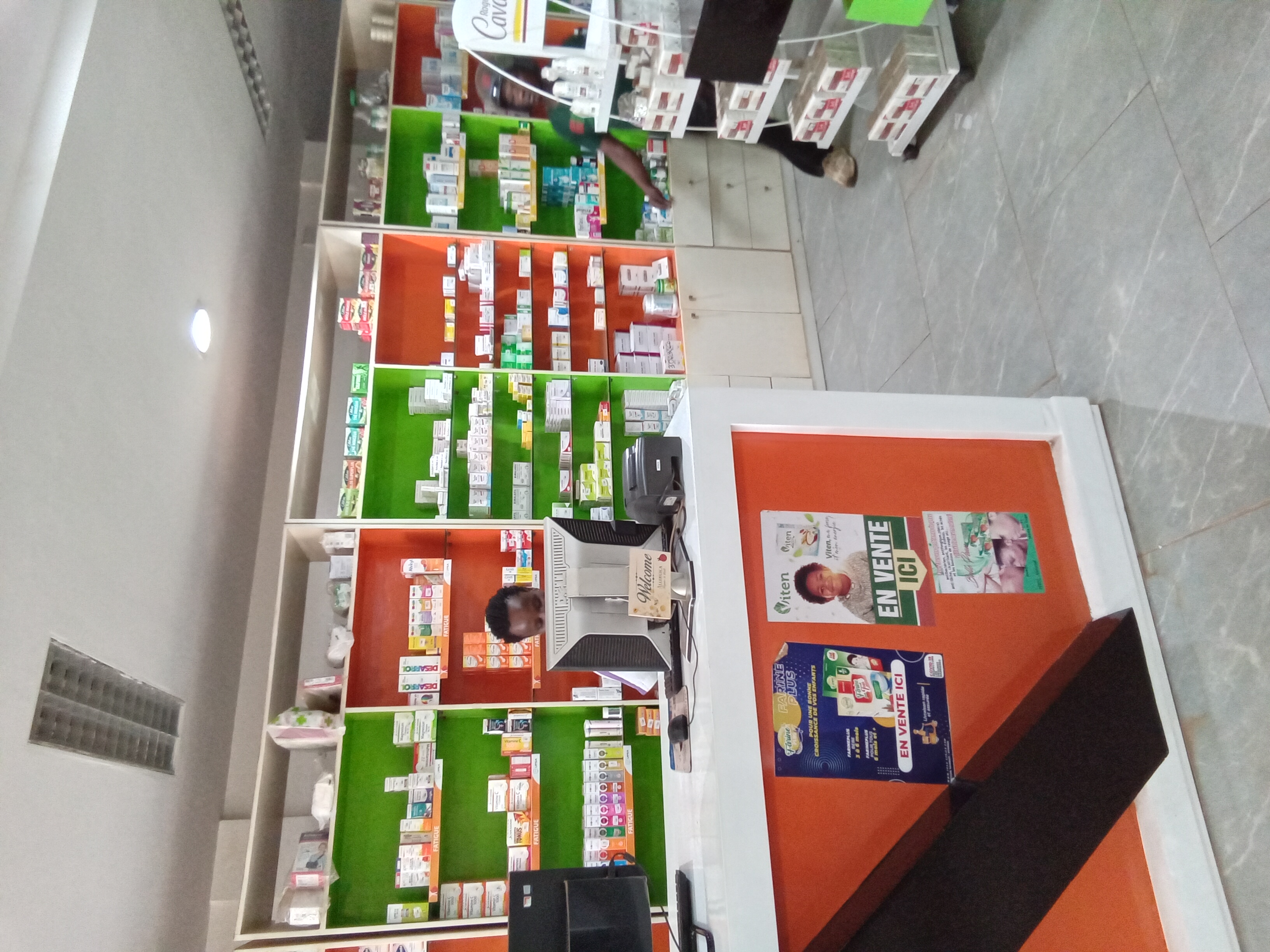 Pharmacie EMMAÜS