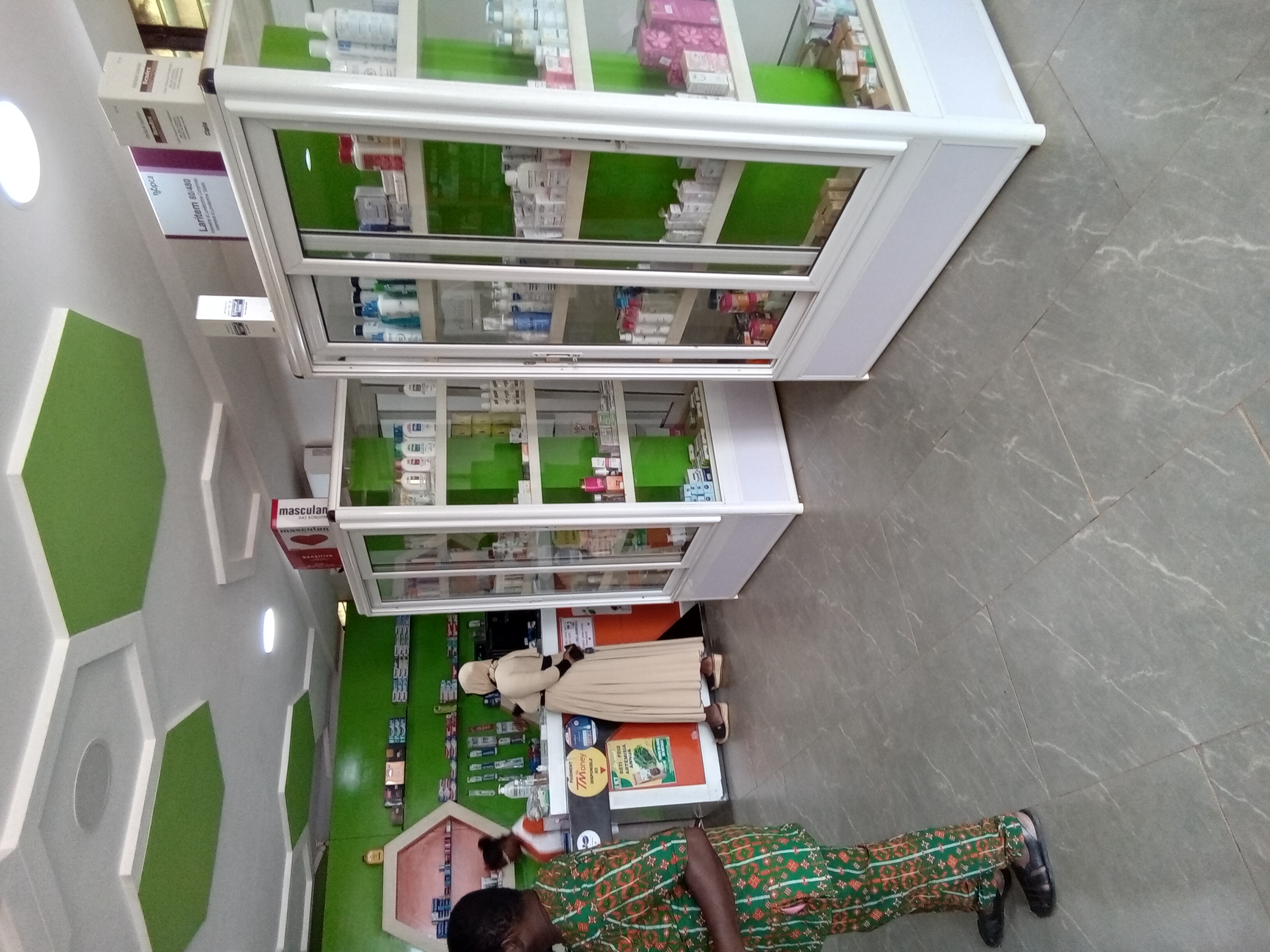 Pharmacie EMMAÜS