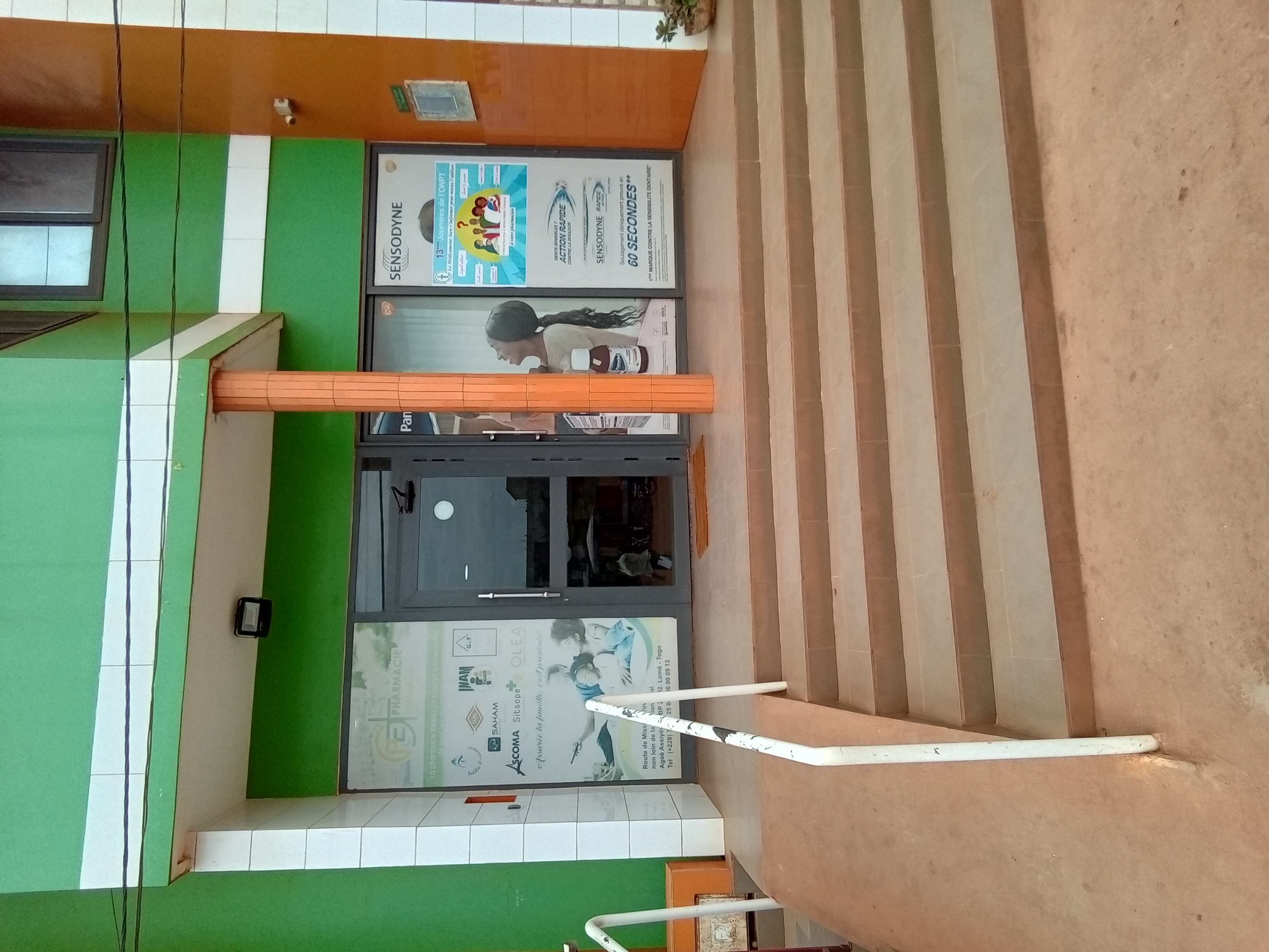 Pharmacie EMMAÜS