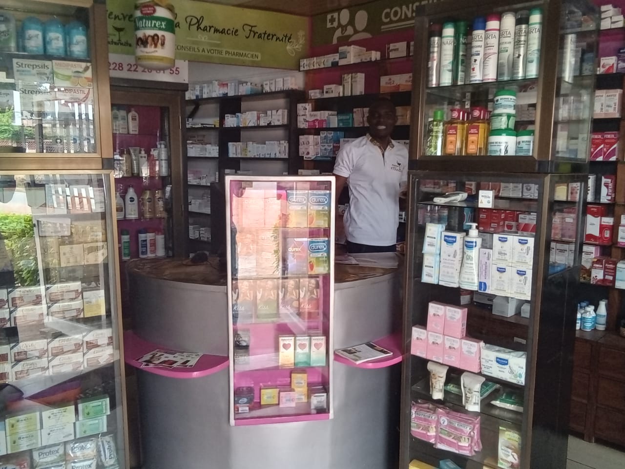 Pharmacie la FRATERNITE