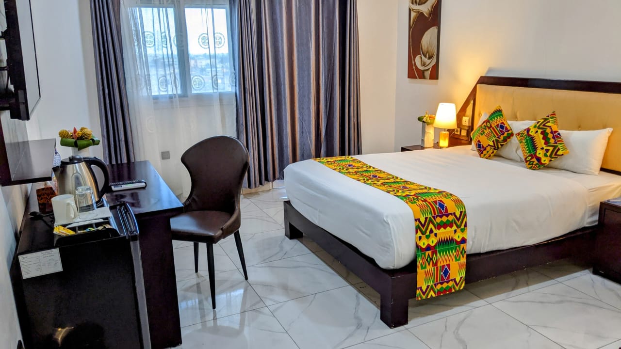 BRAVIA ECO HOTEL