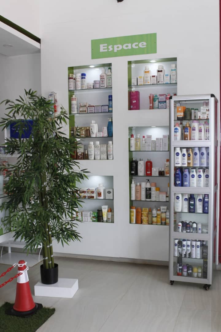 Pharmacie DES ROSES